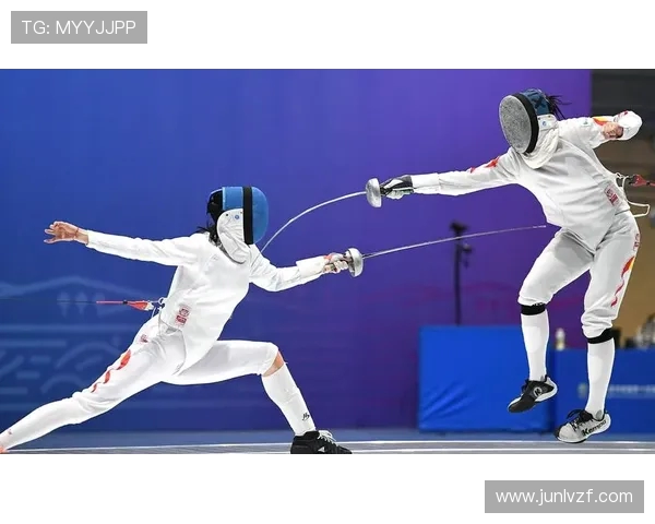 女子重剑一灯制胜关键瞬间